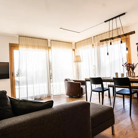 Apartmán Haus Golmenegg, *