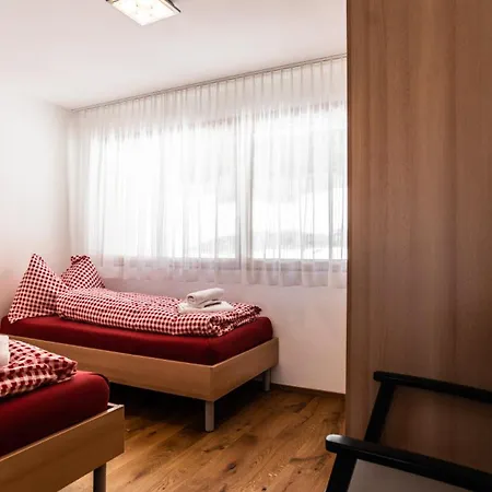 アパート Haus Golmenegg, *